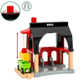 BRIO Animal Barn